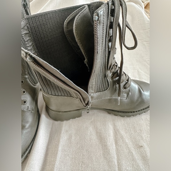 Army Green Combat Boots - Lace Front/Side Zip - Penn 8WW - Picture 4 of 11